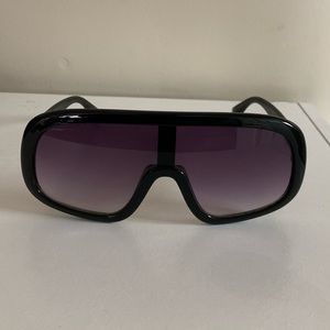 Very Stylish Black women shades.